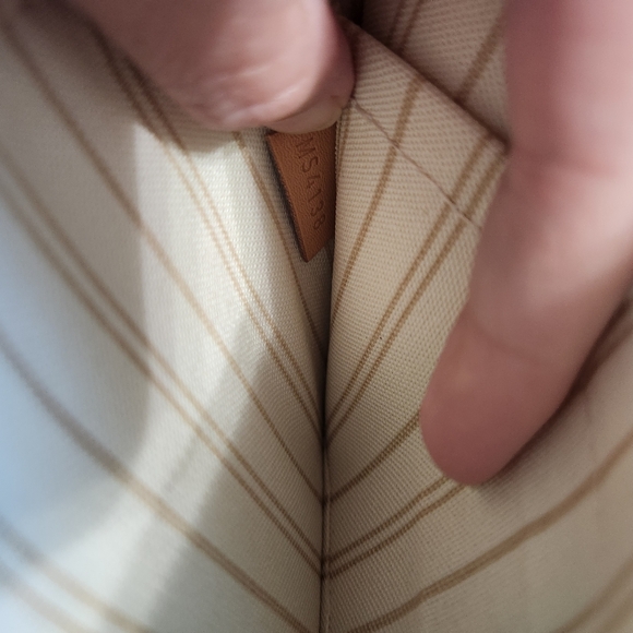 Authentic Louis Vuitton Damier Azur Pouchette PM - Picture 7 of 15